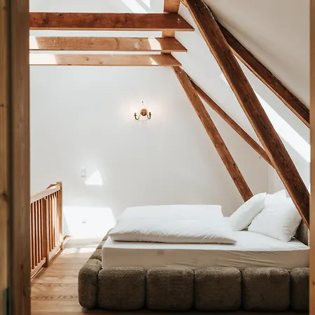 Bed & Breakfast Illyrhof 4*